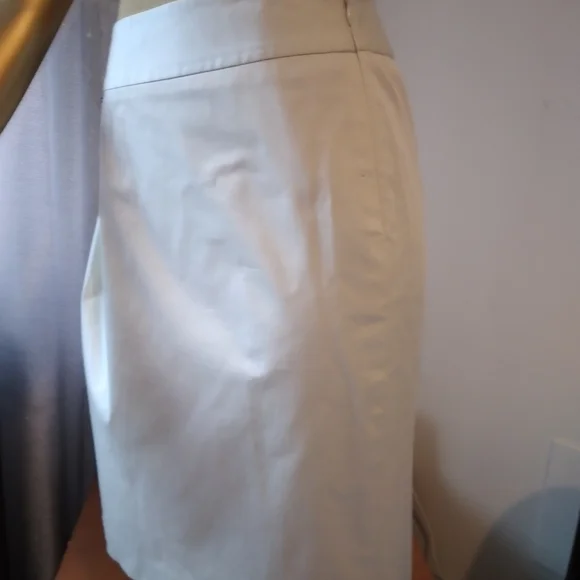 LOFT Off-White Midi Skirt - Picture 2 of 6